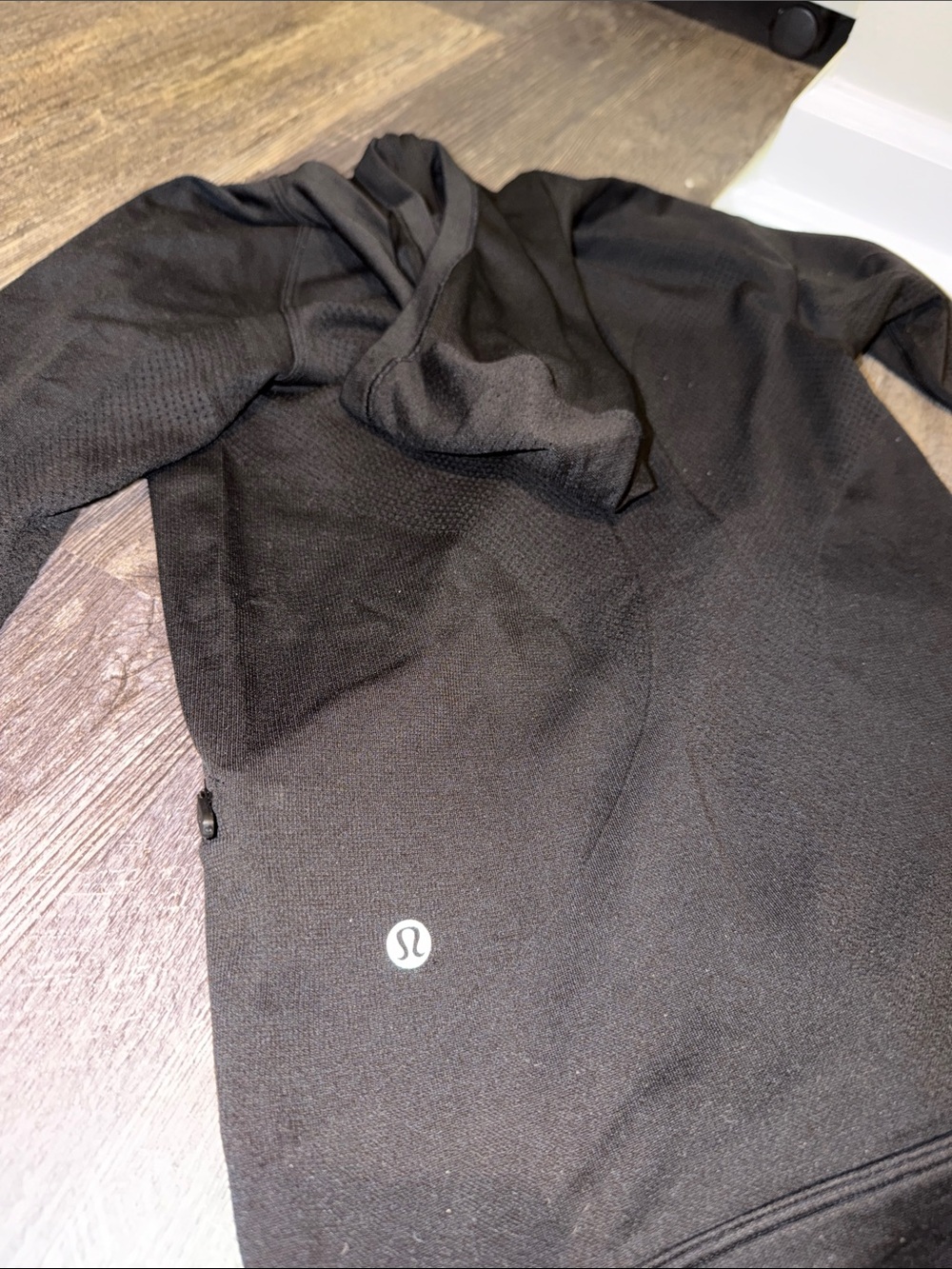 lululemon athletica Black Full-Zip Hooded Jacket - Picture 3 of 3